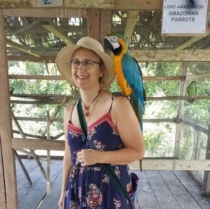 Meet your Posher, Kelly